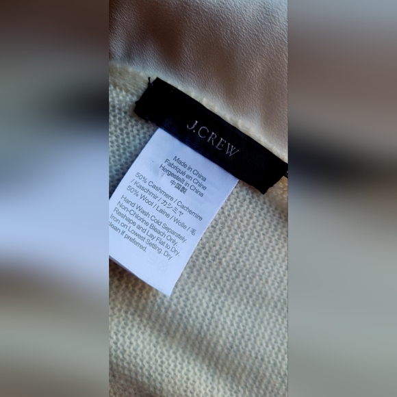 J. Crew Elegant Cream Sweater Poncho - Picture 7 of 7